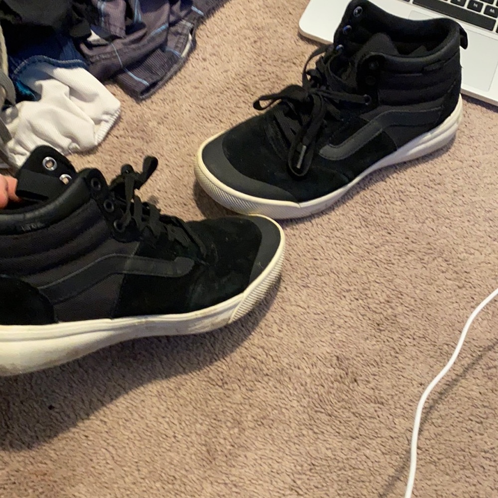 black high top vans